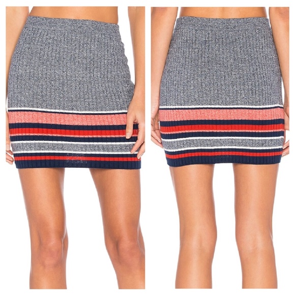 [XS] Lovers + Friends Skye Mini Skirt Red Border Stripe - Picture 2 of 4